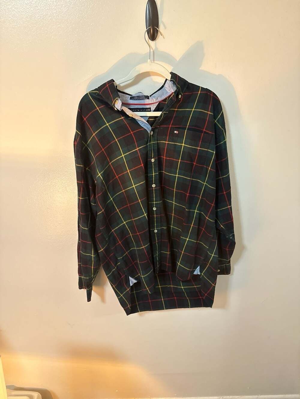 Tommy Hilfiger Men's Large Green and Navy Blue Plaid Button Down Shirt